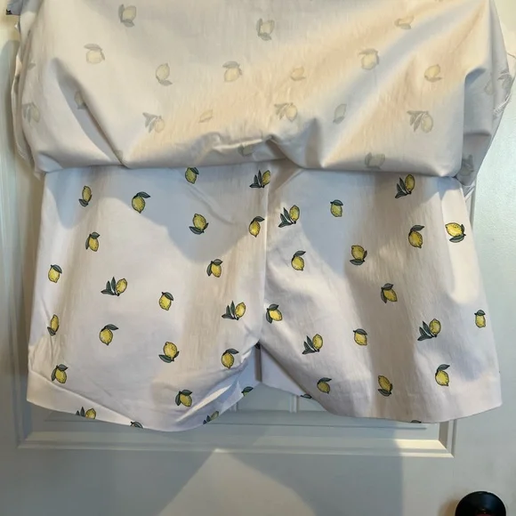 Kim Rogers NWT classics resort casual lemon print tummy control skort 20W - Picture 4 of 5